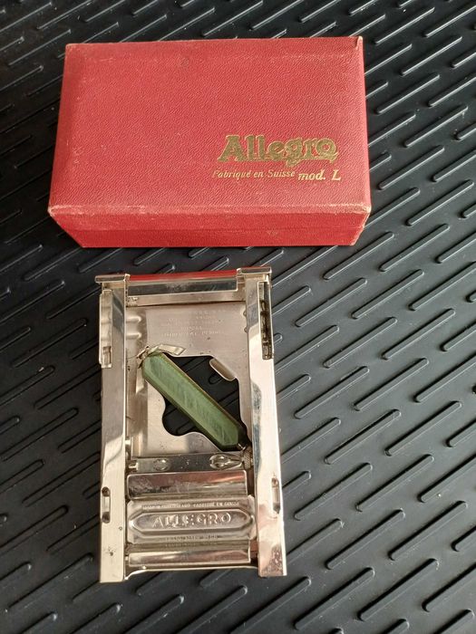 aparate vintage de ascutit lame pentru barbierit Allegro si Bakony
