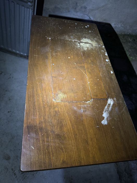 Ретро крачна шевна машина Хускварна