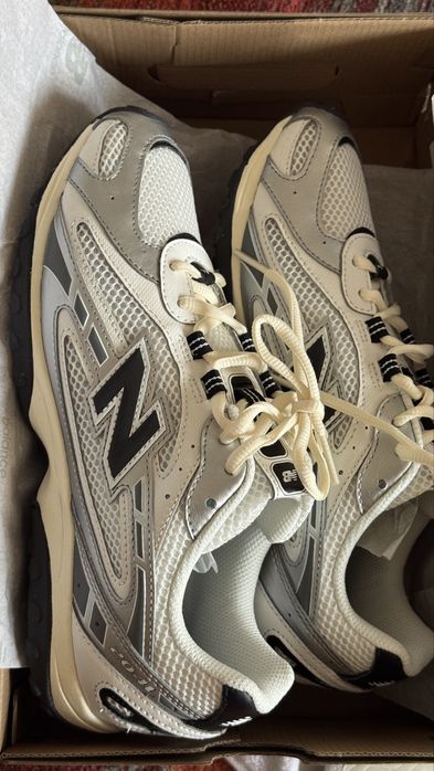 Кроссовки new balance 204L
