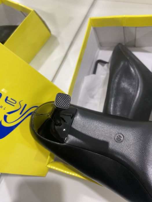 Продаю новые туфли