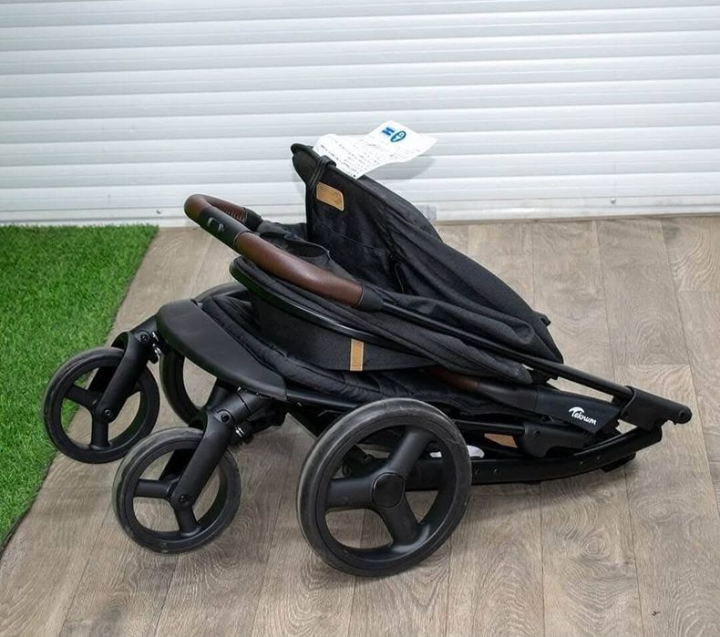 Коляска прогулочная Teknum 198С, черный