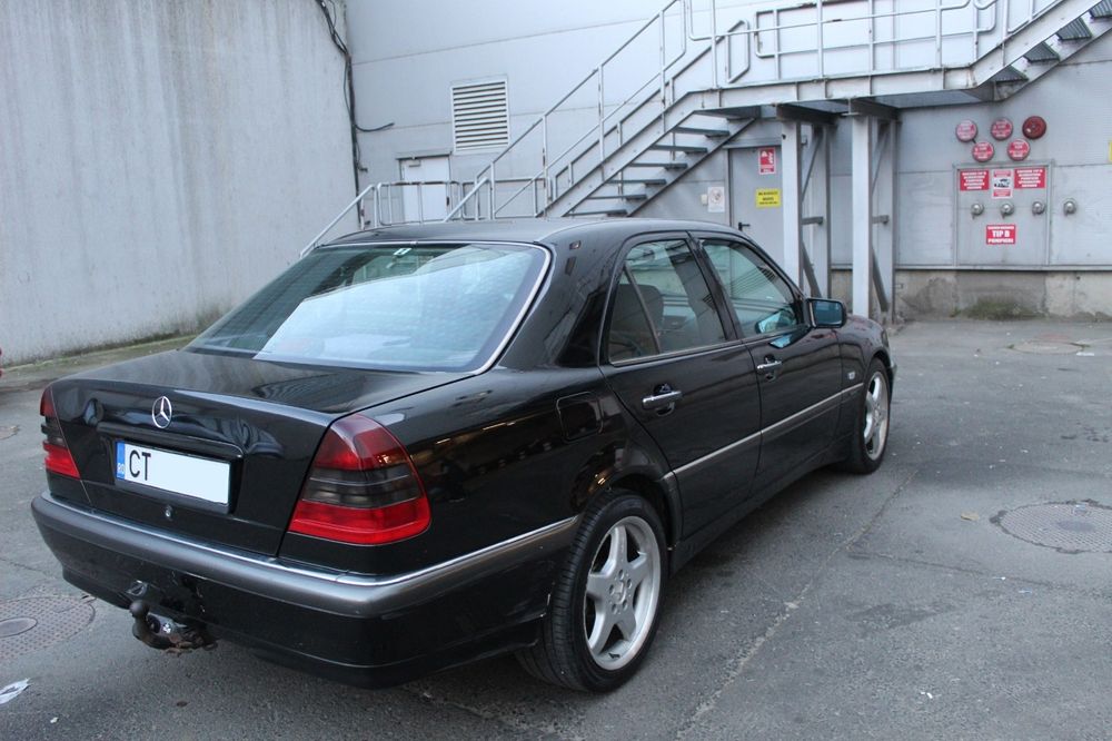 Mercedes-Benz c250 w202 an 98 Diesel