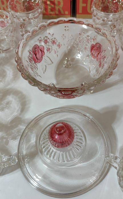 Bol de punch cu set de 12 pahare, cristal roz.