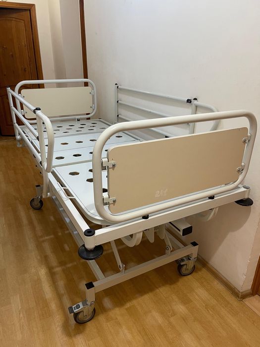 Кровать медицинская
