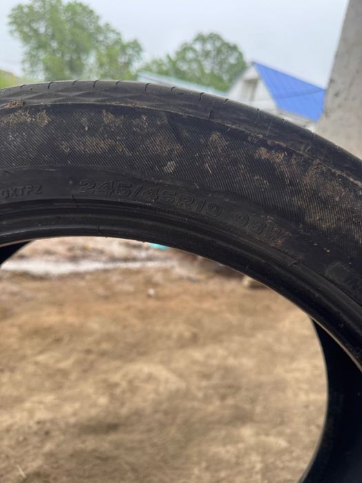 Шины летние б/у на r19