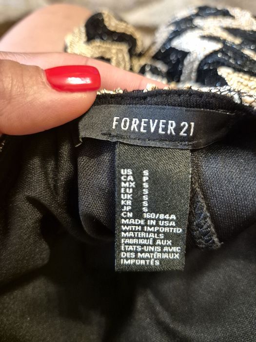 Дамска рокля      .