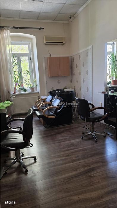 Casa boiereasca,teren1302 mp,pretabila - clinica, restaurant- Ultracen
