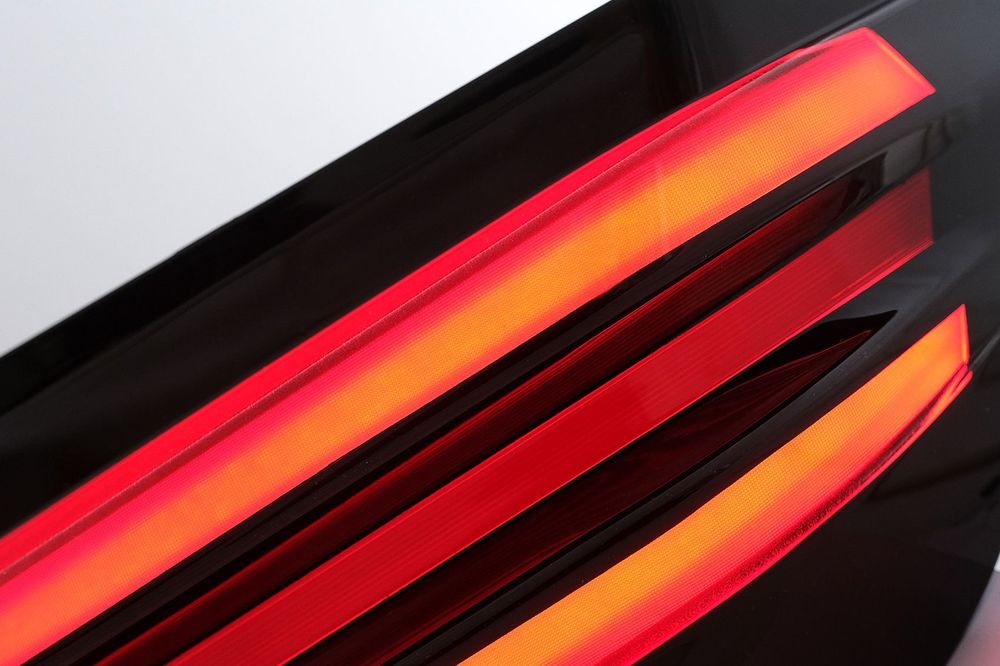 Stopuri Full LED compatibil cu BMW X5 F15 (2013-2018) Conversie la G05