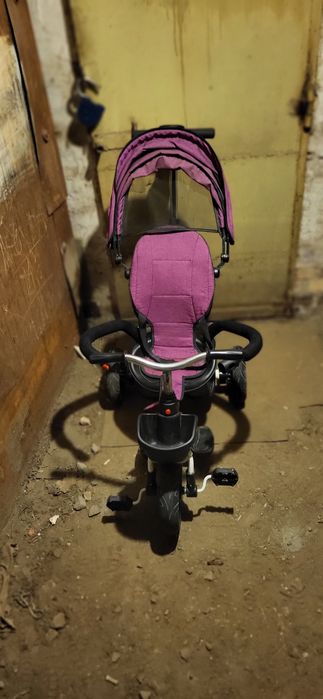 Велосипед трёхколёсный