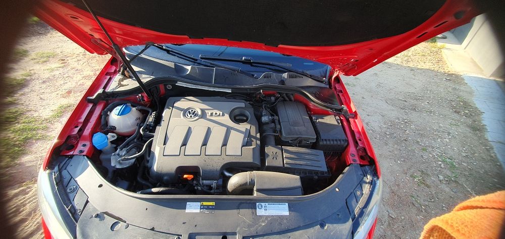 Pasat b7 1.6 tdi 6+1manual