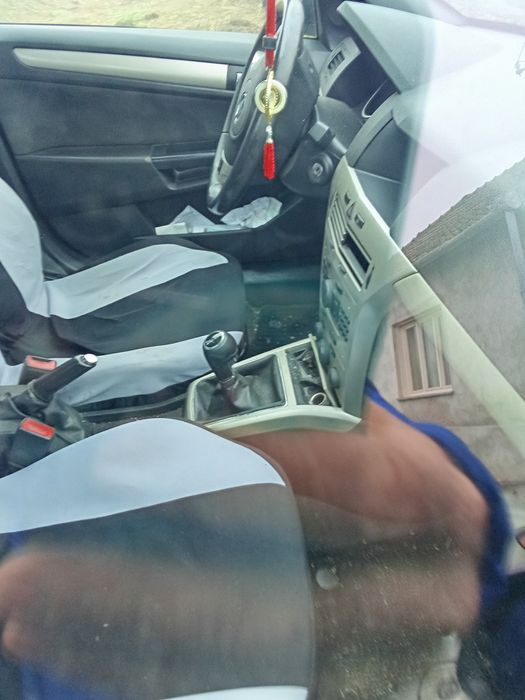 Opel Astra 1,6 benzina,2007 euro 4