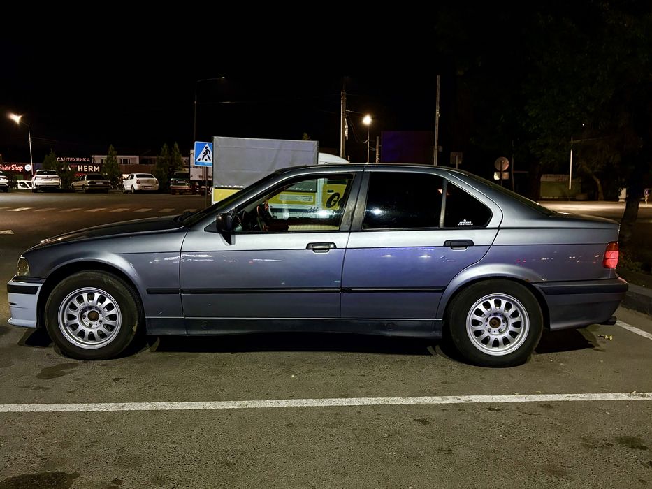 BMW e36 318is продажа