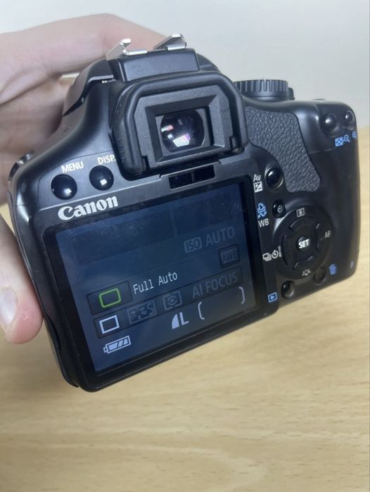 Camera Canon eos 450 D