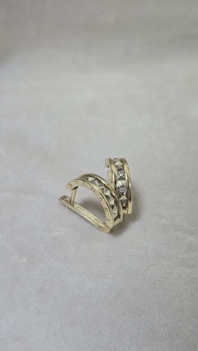 Серьги Bvlgari из жёлтого золото