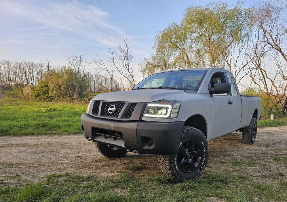 Nissan Titan 2008 5.6L V8 Benzină – Automată | Unicat