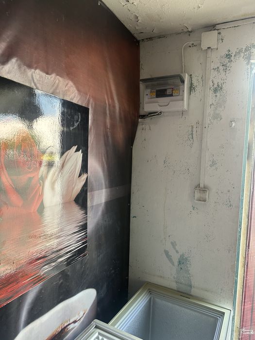 Продам киоск на площади в центре