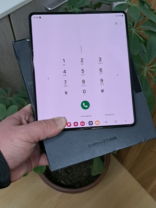 Samsung Z Fold4 xotirasi 12/512GB