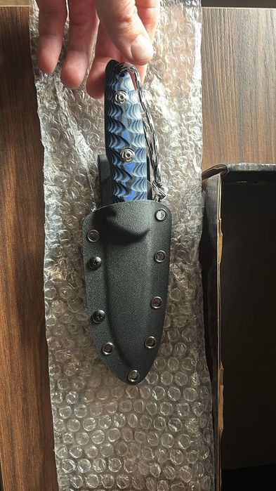 Cutit FOX - 529 AF si Cutit FOX Elementum Dagger FX 647S