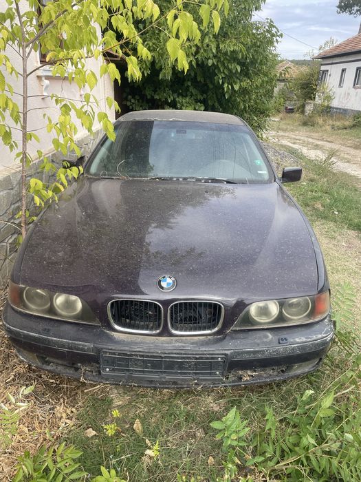 BMW 520 на части може и цяла