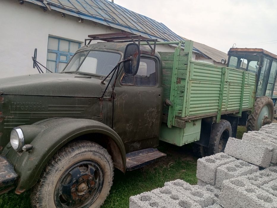 Продаю машина на ходу в харошом состояние движок гоз 51