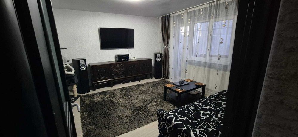 Vand Apartament 3 camere ultracentral - zona Areni Policlinica/Primarie