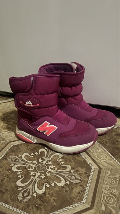 Qiz bolalar uchun etik