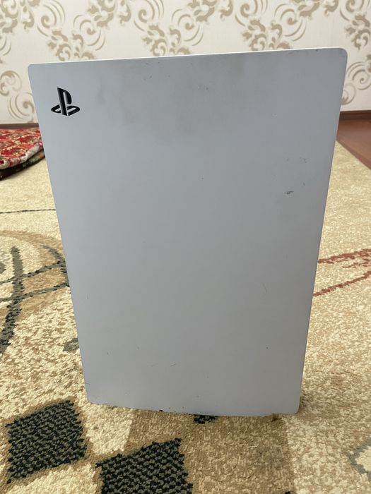 PlayStation 5 — игровая приставка
