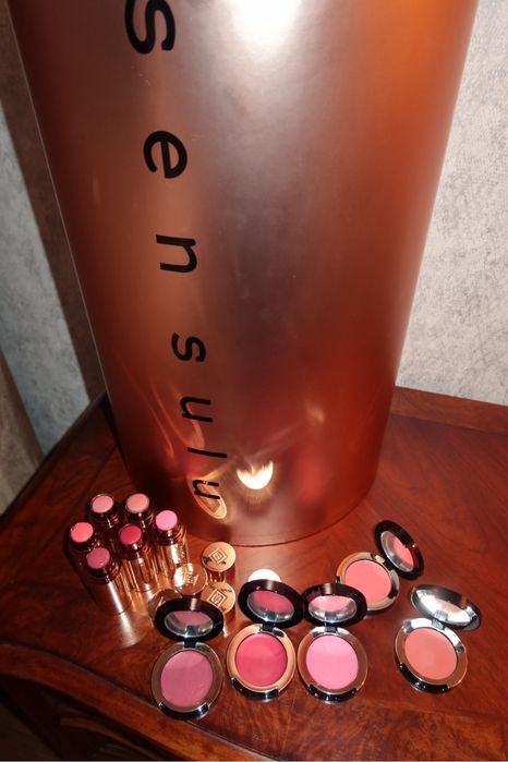 Бокс румяна от Sen sulu