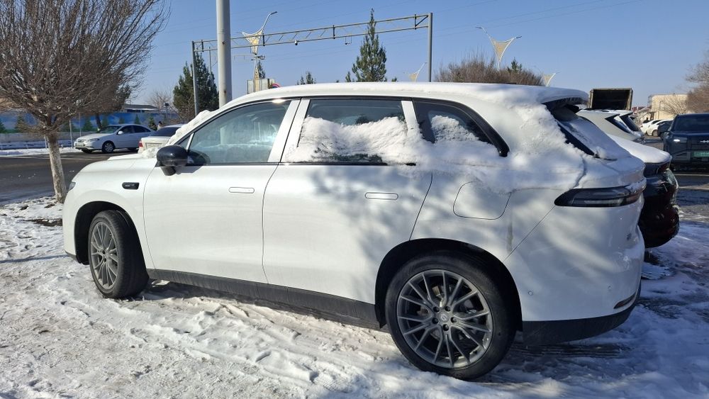 В НАЛИЧИИ Leapmotor C10