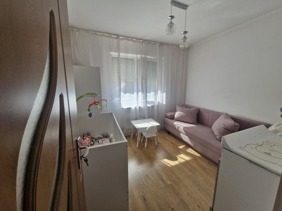 Apartament cu doua camere zona Rogerius