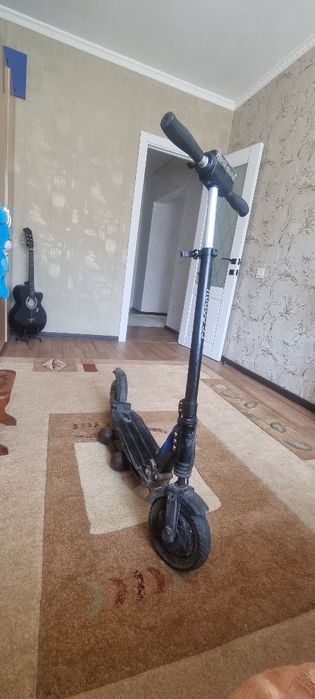 продам электросамокат б/у