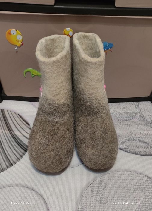 Продам валенки на девочку