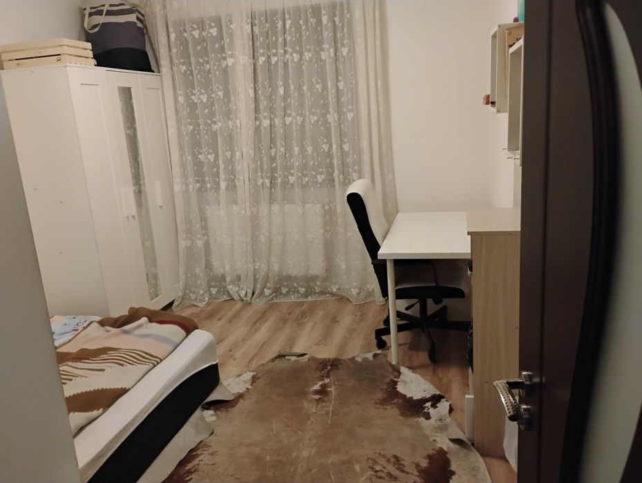 Inchiriez camera Bragadiru - cu loc de parcare