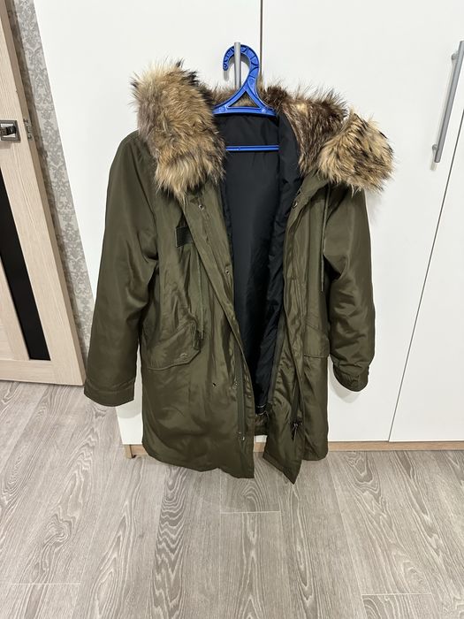 Продам парку цвет хаки