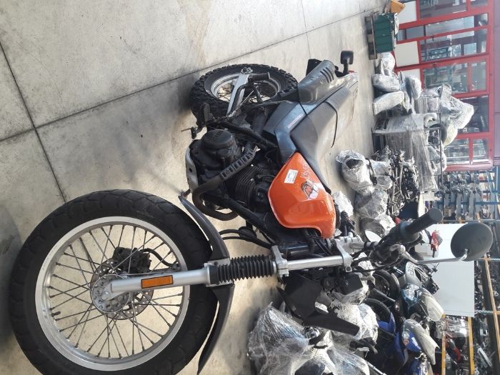 Мотоциклет Ямаха ТВ 125( Yamaha TW 125)- На части