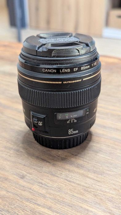 Обектив портретен Canon EF 85mm f/1.8 USM