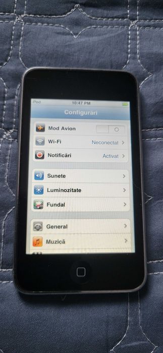 iPod 8Gb Model A1288 fuctional