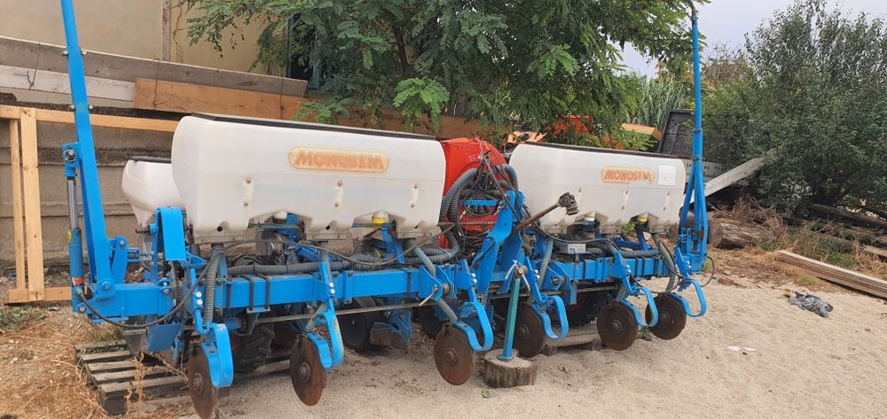 Utilaje pentru agricultura: semănătoare, prășitoare, plug