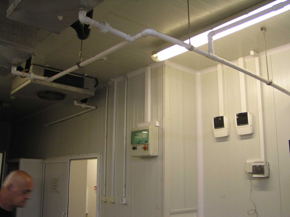 Хладилни камери,контролери