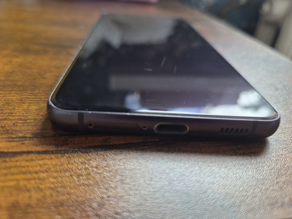 Продам телефон Samsung Galaxy s21 fe