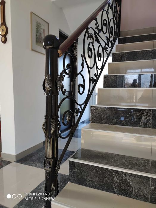 porti,garduri,balustrade din fier forjat