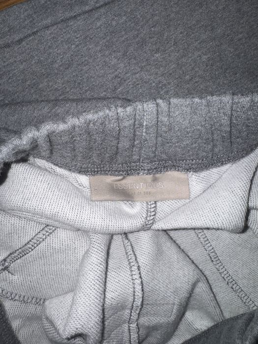 Pantaloni scurti Essentials