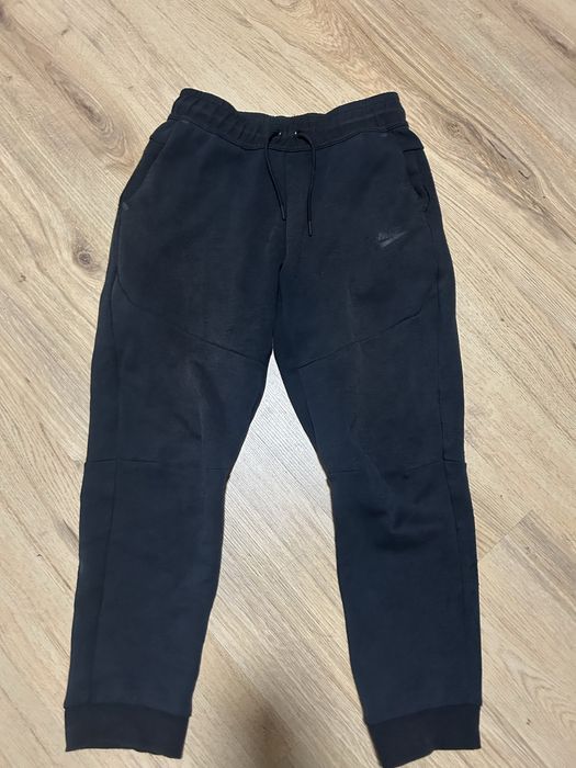 Nike tech fleece XS