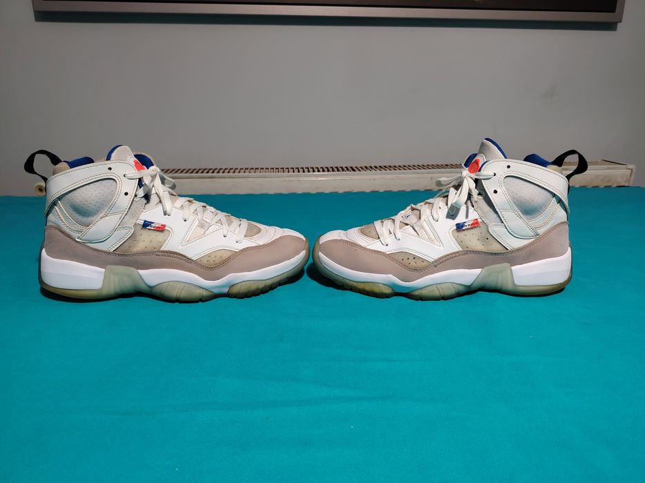 JORDAN PSG Jumpman mărimea 43, interior 27,5 cm