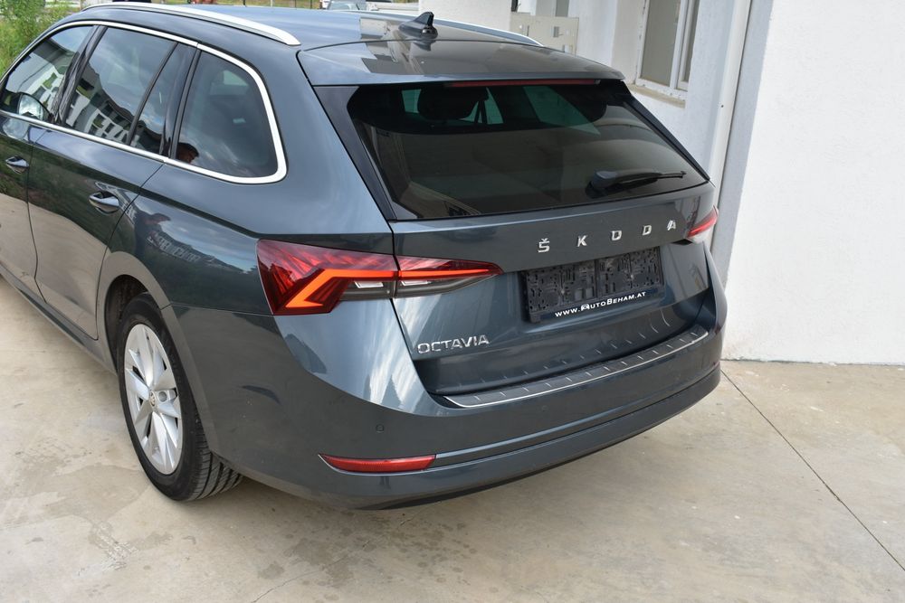 SKODA Octavia 2021 — imagine 3