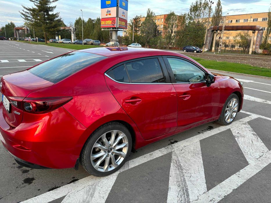 Mazda 3 , 2.2 Skyactiv-D 150 CP | 2016 | Soul Red | Full Option