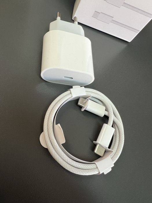 Кабел type-c за пренос на данни Iphone 15  pro max за лаптоп зареждане