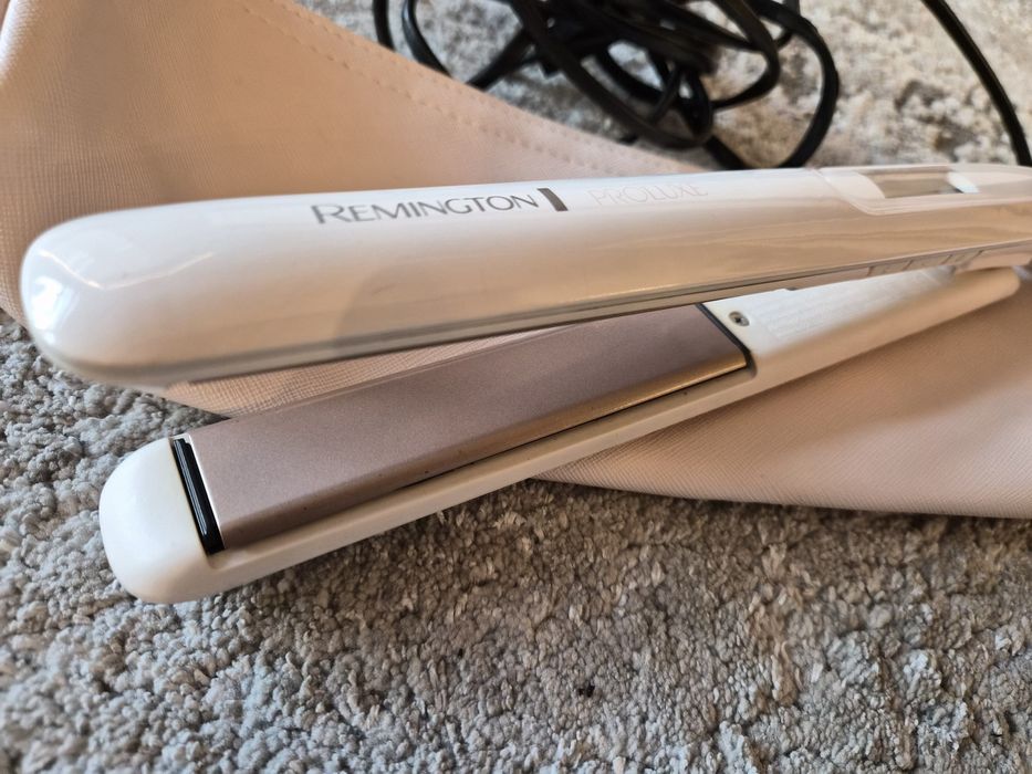 Преса за коса Remington S9100 PROLUXE