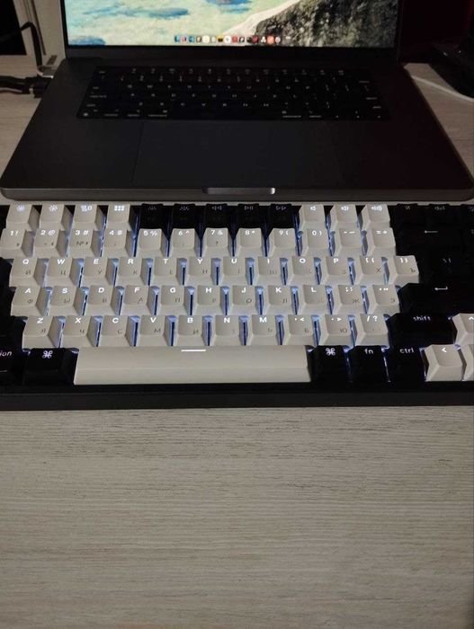 Mexanik klaviatura Keychron k2 blue switch [kelishtirim beraman]