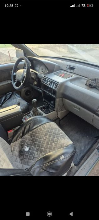 Продаю Митсубиси рвр в